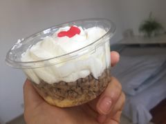 -红宝石·鲜奶小方·海派西点房(南丹店)