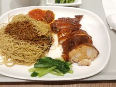 -了凡油鸡饭·面(台北101店)