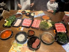 -呷哺呷哺 小火锅 (浦东新欧尚超市店)