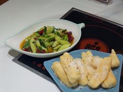 -黄记煌三汁焖锅(新佳丽江汉路店)