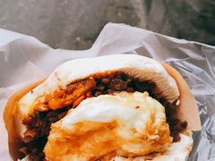 蛋菜夹馍-老马家马蓉蛋菜夹馍·腊牛肉夹馍(回民街店)