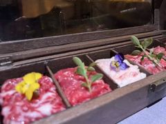 -左庭右院鲜牛肉火锅黑金店(陆家嘴中心店)