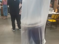 -麦当劳(上海虹桥站30B检票口楼上)