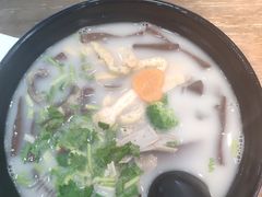-鸭小妹鸭血粉丝(老门东店)