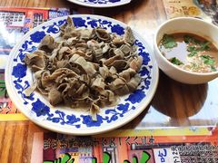 -东兴顺爆肚张