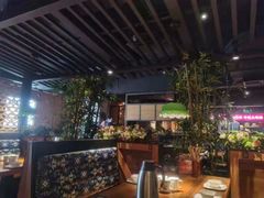 -洞庭土菜小炒馆(易发广场店)