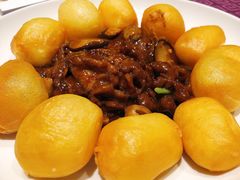脆皮鲜奶拼蚝油牛肉-和记小菜(大宁店)