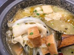 -周鱼小馆石锅酸菜鱼(活力汇店)