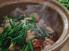 砂锅焗鸡-幽优农庄·森波拉特色本地农家菜