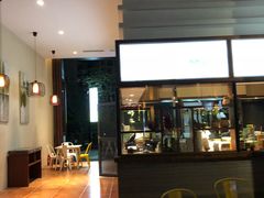 -三亚湾红树林度假酒店美食街