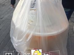 -丽虹云南过桥米线(兴工街店)