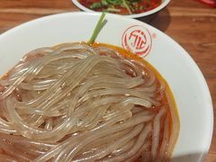 -万记麻辣烫国展总店