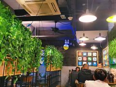 -朋友圈概念餐厅(象山万达广场店)