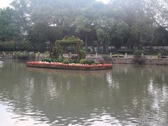 -汇龙潭