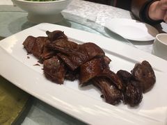 樟茶鸭-国人川菜(李家村建东街店)