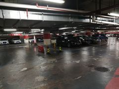 -日月光中心-停车场