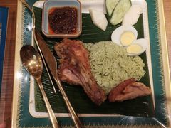 椰浆饭-马来西亚肉骨茶汤·招牌螃蟹·烧鸡·呷喱吧吧(海上世界店)