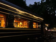 -火车头法国西餐厅