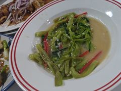 -明本湛江鸡•海鲜小厨(陈家祠店)