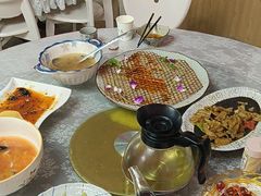 -天天向上素食餐厅(五台山店)