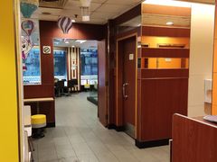 -麦当劳(十字街店)