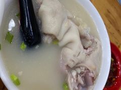 -雷祖芳老妈蹄花店