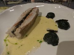 -昆明春城湖畔度假村