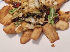 酸辣白菜焖锅盔-纳家楼·地道陕菜(劳动路店)