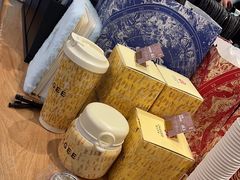 -霸王茶姬(上海静安大悦城店)
