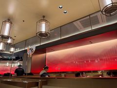 -海底捞火锅(宝龙广场夜宵主题店)