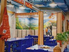 -马路边边串串香(延庆环球新意广场店)