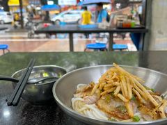 -丫丫桂林米粉(学府店)