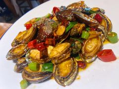 辣炒小鲍鱼-旺角小渔村·海肠捞饭开创者(环山路店)