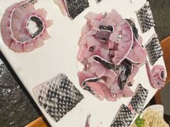 -景明轩•养生酸汤鱼火锅 云贵鲜菌 现舂野果酸汤(王寨小区店)