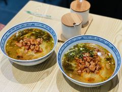 -鲁达面馆本帮风味(共康东路店)