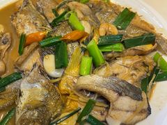 -谊荣海鲜大牌档(石湖店)