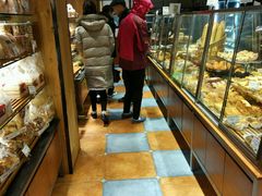 面包甜点陈列柜-苹果花园(桂林路店)