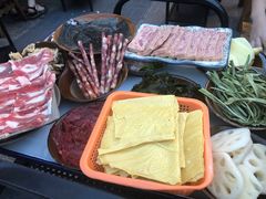 -周幺妹重庆老火锅(银泰城总店)