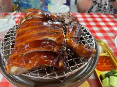 -琼大师东方烤乳猪(亚特兰蒂斯店)