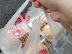-白玉兰食品(汇联商厦店)