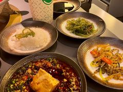 -湊湊火锅·茶憩(南京万象天地店)