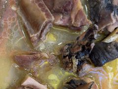 -阿婆情腊排骨火锅(金虹路店)