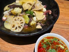-万记麻辣烫国展总店