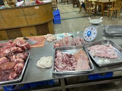 -标记美食新鲜猪杂(兴南大道店)