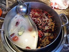 红白锅底-大斌家串串火锅(德思勤店)