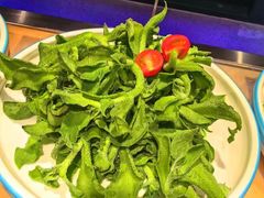 -芝小官毛肚火锅海鲜自助(苏州吴江区万宝店)