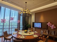 -泓历皇朝酒店(东亭店)