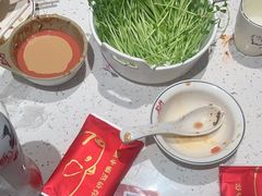 -三人行骨头王火锅(长寿店)