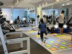 -RM GYM健身私教馆(白云元立方创意园店)