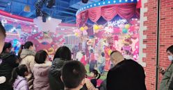 -哈尼鹿儿童梦幻王国(维多利万悦城店)